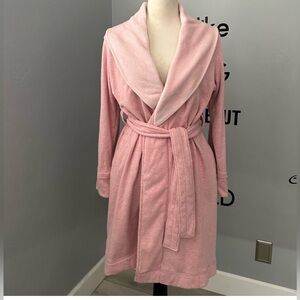UGG Women's Wrap Pink Robe Size Large with Pockets. New